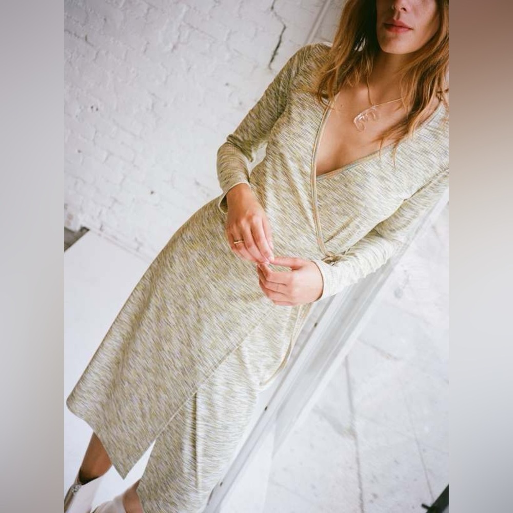 Lisa Says Gah Lucille Wrap Midi Dress in Honeydew - 2XL